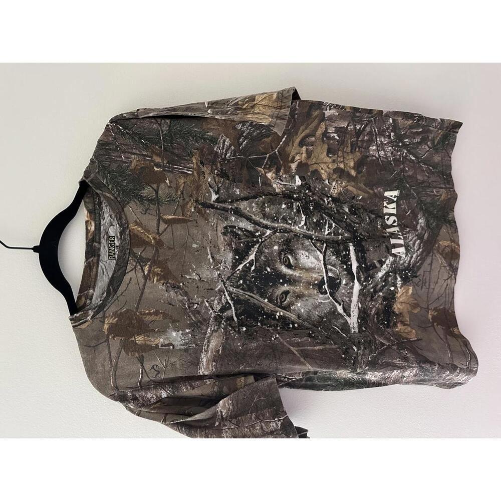 Realtree Ranger Alaska Wolf Graphic Camouflage T-Shirt Large
